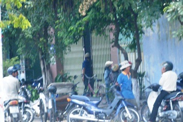 Trung tá công an thắt cổ tự vẫn tại nhà riêng