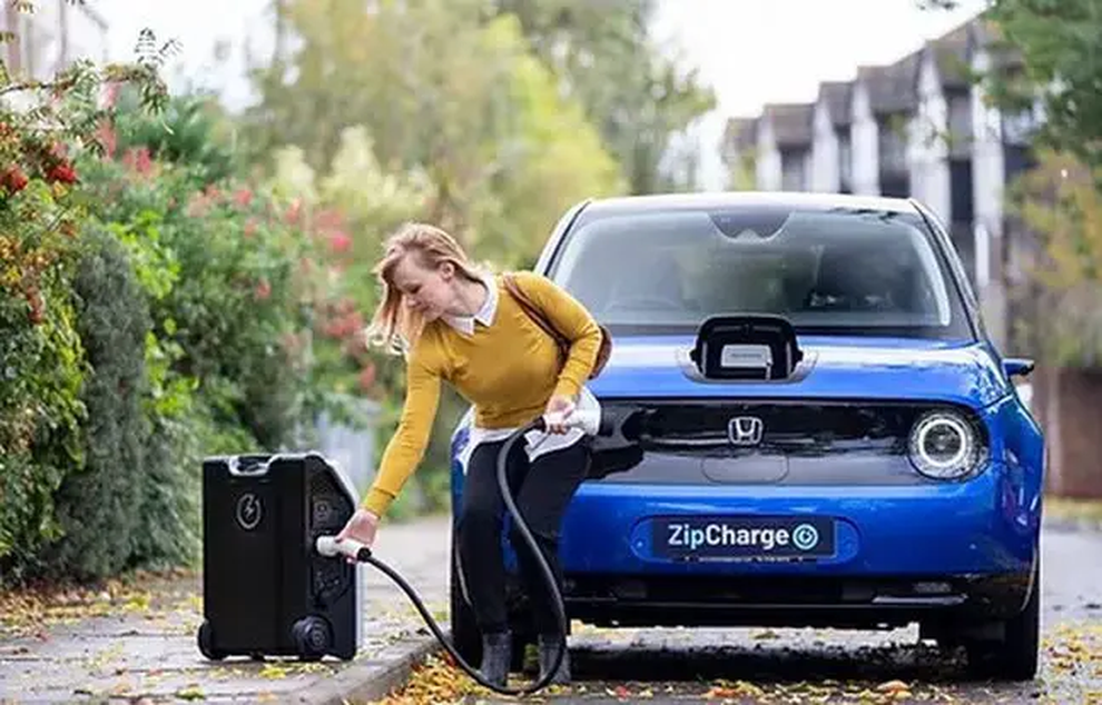 Nỗi lo khi sử dụng ô tô điện được khắc phục nhờ giải pháp độc đáo - 2 Nỗi lo khi sử dụng ô tô điện được khắc phục nhờ giải pháp độc đáo - 2