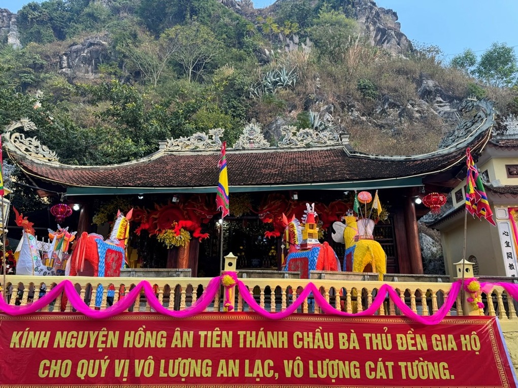 Thanh Hóa: Phát huy giá trị di sản văn hóa tâm linh, thu hút khách du lịch - 2 Thanh Hóa: Phát huy giá trị di sản văn hóa tâm linh, thu hút khách du lịch - 2