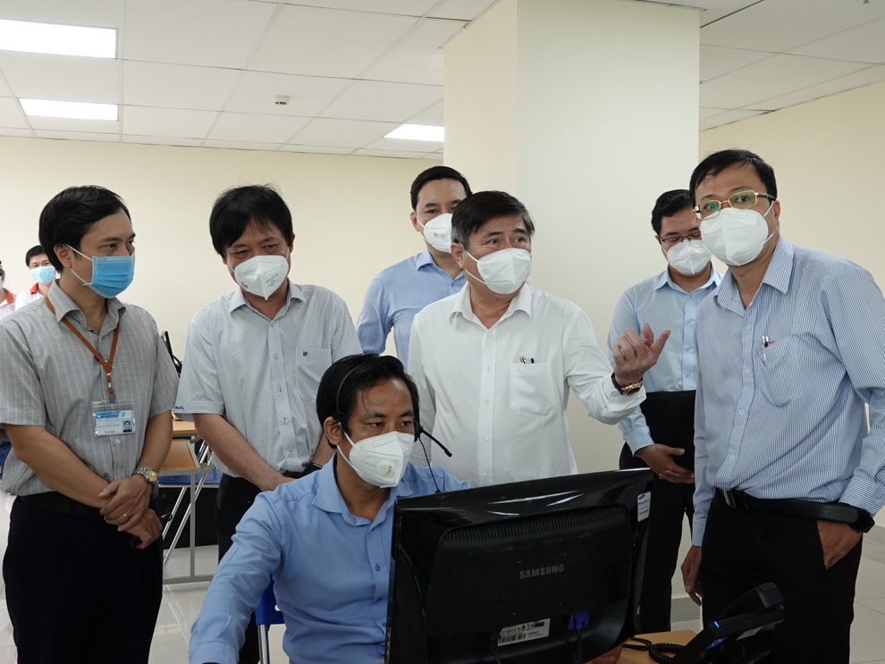 TPHCM chuyển hướng phòng chống dịch sang điều trị giảm thiểu tử vong - 1 TPHCM chuyển hướng phòng chống dịch sang điều trị giảm thiểu tử vong - 1