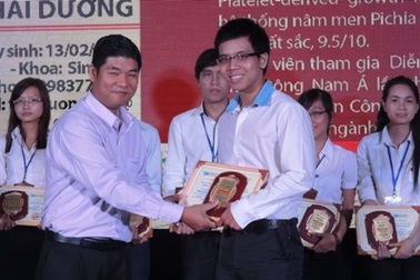 Tuyên dương “Sinh viên 5 tốt” ĐH Quốc gia TPHCM