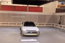 Xem xe Hyundai "diễn xiếc" tại Triển lãm Điện tử tiêu dùng CES 2024