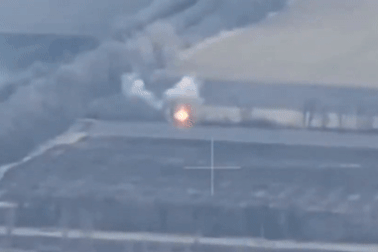 Pháo cối Nga phát nổ trong trận tập kích của Ukraine