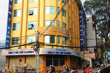 TGĐ “thổi” giá thiết bị từ 100 triệu lên 130 tỉ để chia chác