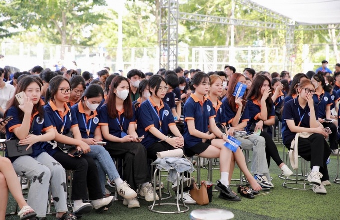 Năm học 2023-2024, Trường cao đẳng Công nghệ Bách khoa Hà Nội  đón hơn 3300 tân sinh viên của 14 ngành đào tạo.