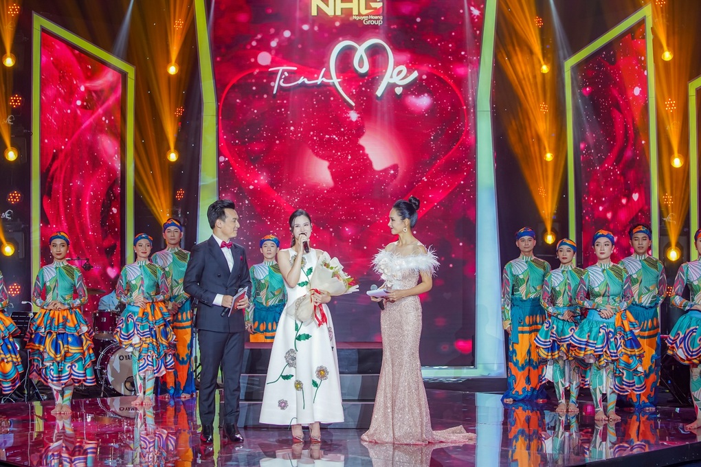 Thảo Trang: Được hát về mẹ là niềm hạnh phúc - 4 Thảo Trang: Được hát về mẹ là niềm hạnh phúc - 4