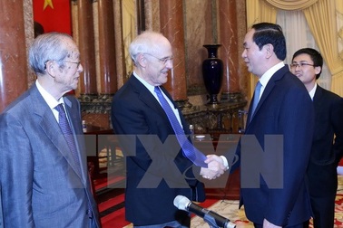 Chủ tịch nước gặp mặt các giáo sư đoạt giải Nobel dự “Gặp gỡ Việt Nam”