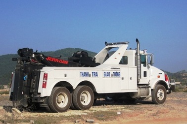 Đưa xe đặc chủng vào xử lý xe quá tải