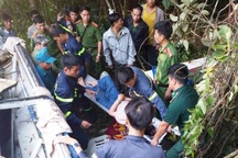 Nạn nhân kể lại giây phút kinh hoàng khi xe khách lao xuống vực sâu