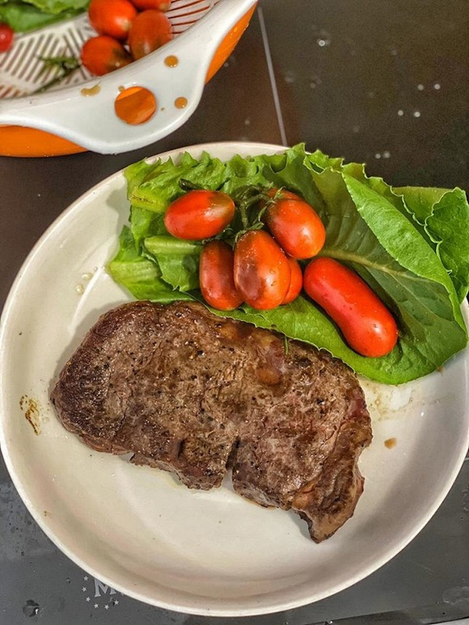 Ở nhà mùa dịch, loạt sao nam bỗng dưng trở thành “vua đầu bếp” - 18 Ở nhà mùa dịch, loạt sao nam bỗng dưng trở thành “vua đầu bếp” - 18