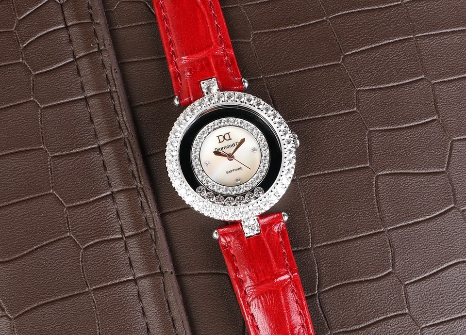 Đăng Quang Watch giảm 30% tặng ngay 20 triệu đồng tiền mặt nhân dịp 20/10 - 1 Đăng Quang Watch giảm 30% tặng ngay 20 triệu đồng tiền mặt nhân dịp 20/10 - 1