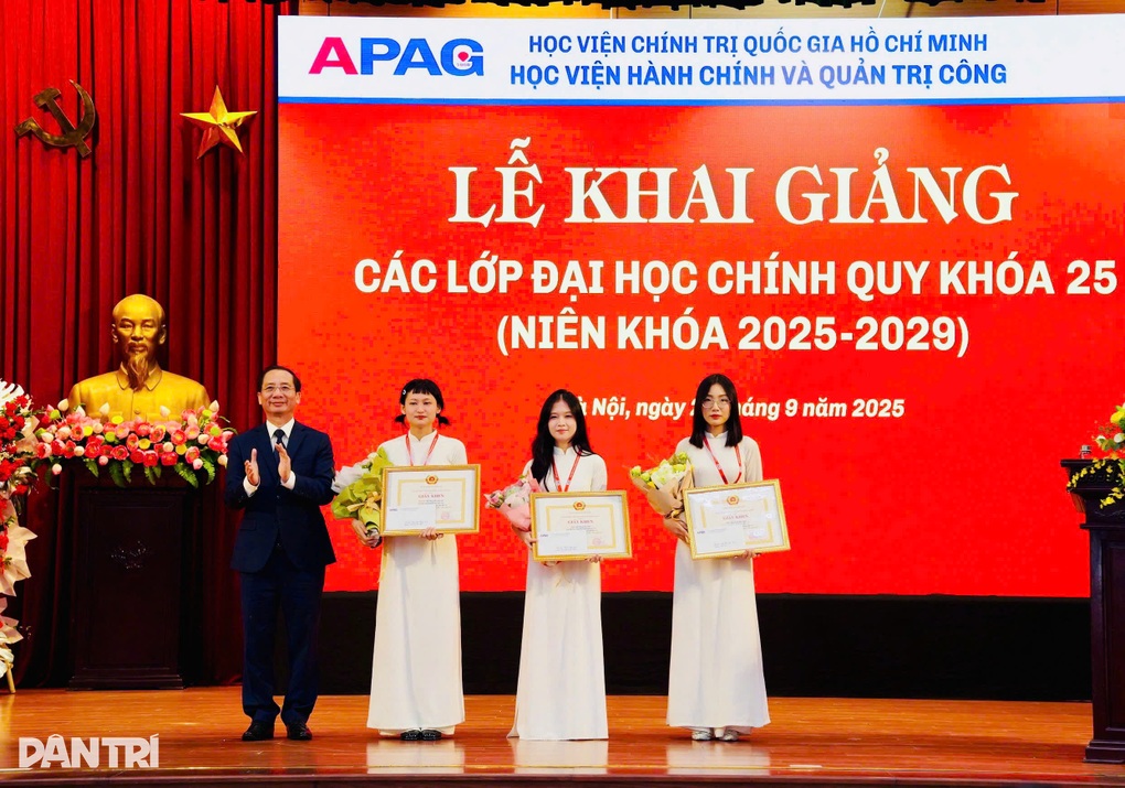 Sau sáp nhập, Học viện Hành chính và Quản trị công tăng điểm chuẩn - 2