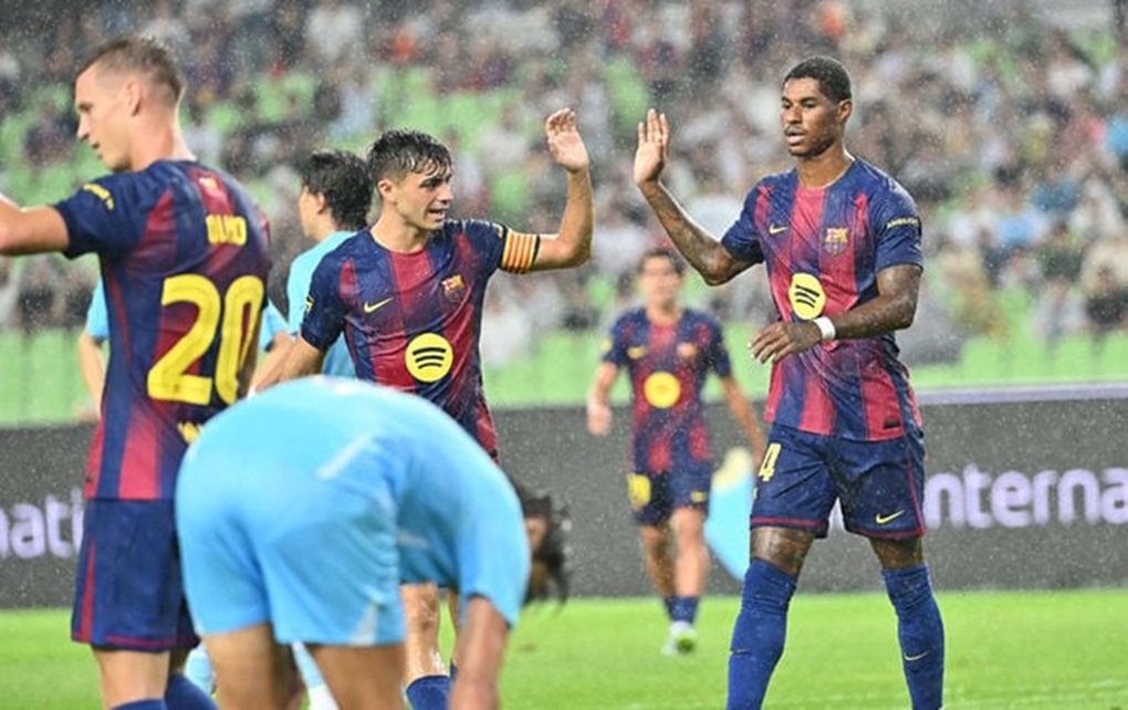 Rashford រកបានគ្រាប់ដំបូង Barcelona ឈ្នះ 5 គ្រាប់ - 1 Rashford ghi bàn đầu tiên, Barcelona đại thắng 5 bàn - 1