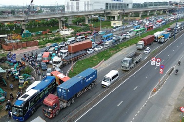 TPHCM ấn định thời gian hoàn thành mở rộng xa lộ Hà Nội