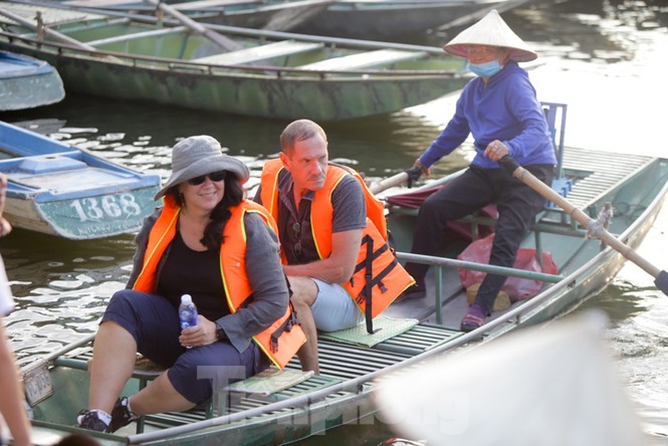 Nữ lái đò Tam Cốc, Bích Động thất nghiệp vì dịch COVID-19 - 13