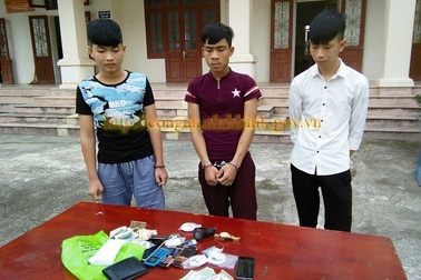 Băng trộm chuyên đột nhập nhà dân lấy cắp tài sản