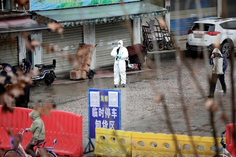 Trung Quốc “quay cuồng” vì virus Vũ Hán - 6 Trung Quốc “quay cuồng” vì virus Vũ Hán - 6