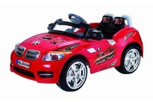 Hy hữu bé 1 tuổi điều khiển xe đồ chơi... tông chết anh trai 3 tuổi