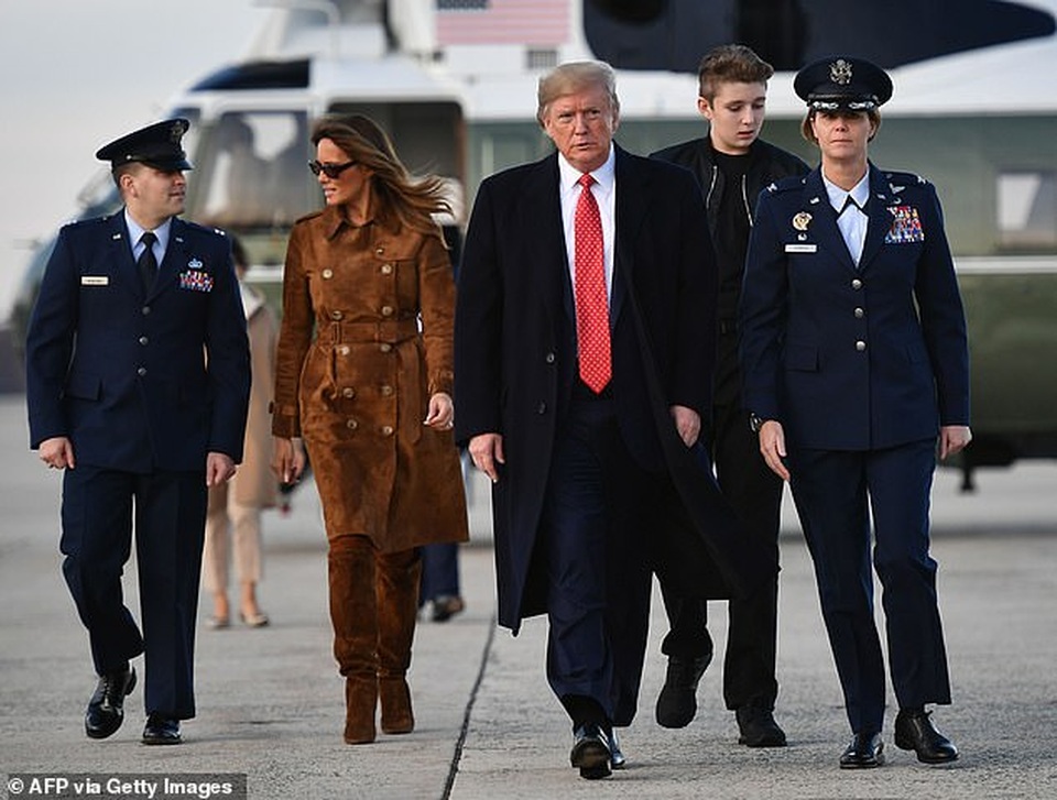 Cậu út nhà Trump mới 13 tuổi đã cao hơn 1,9 mét - 7 Cậu út nhà Trump mới 13 tuổi đã cao hơn 1,9 mét - 7