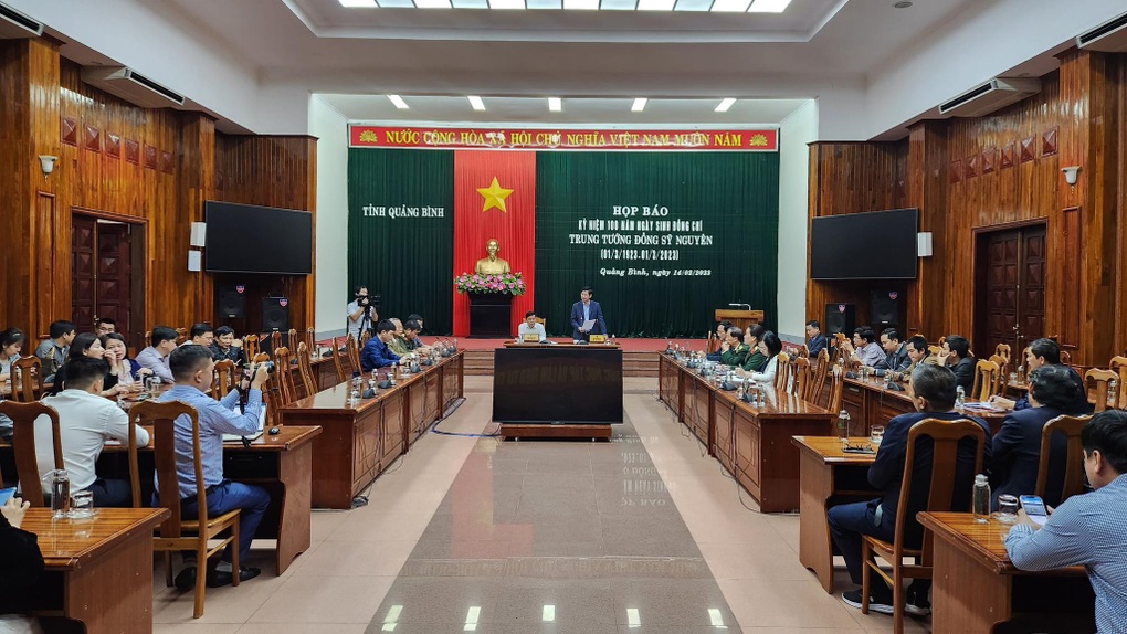 Kỷ niệm 100 năm ngày sinh Trung tướng Đồng Sỹ Nguyên - 1 Kỷ niệm 100 năm ngày sinh Trung tướng Đồng Sỹ Nguyên - 1