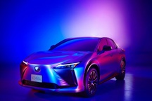 Lexus RZ lộ diện, chưa hẹn ngày chính thức ra mắt