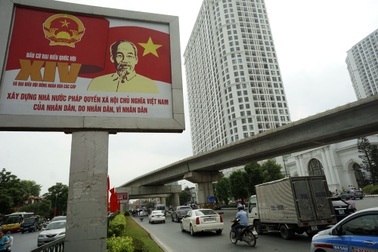 Hình ảnh Bác Hồ trong không khí bầu cử ở Thủ đô