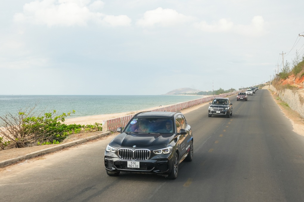 Trải nghiệm lái xe vượt địa hình với BMW X-Venture - 4