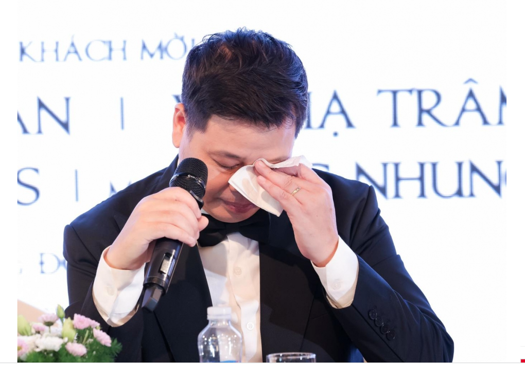 NSƯT Đăng Dương xúc động, tiết lộ lý do chưa hát song ca với vợ - 3 NSƯT Đăng Dương xúc động, tiết lộ lý do chưa hát song ca với vợ - 3
