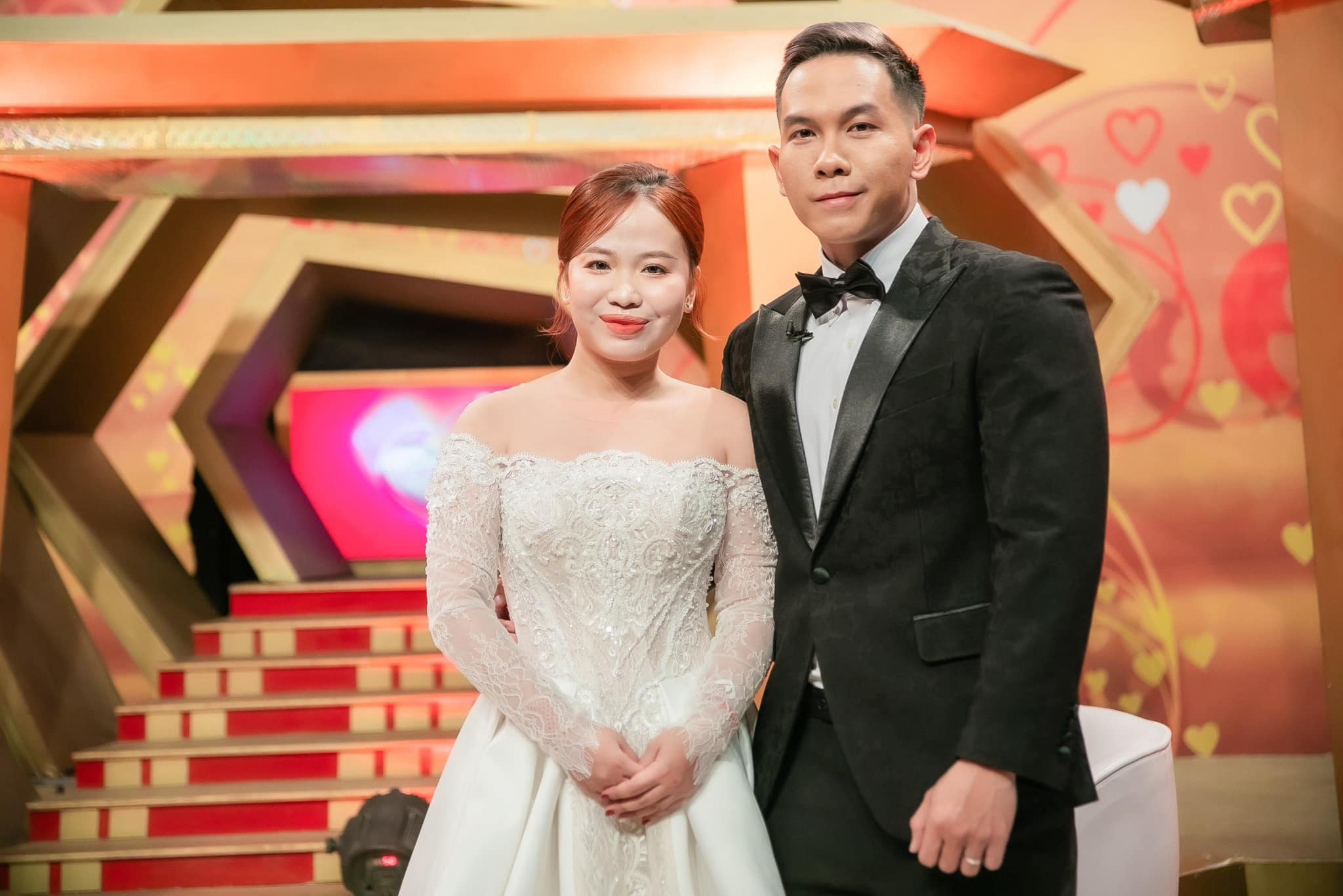 Egy Ho Si Minh-városi lány keményen dolgozik, hogy pénzt keressen és eltartsa 3 éve házas férjét, aki testépítő - 2 Cô gái TPHCM vất vả kiếm tiền, nuôi chồng hơn 3 tuổi theo nghề thể hình - 2