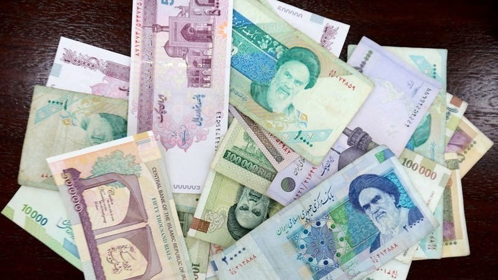 Quốc hội Iran đồng ý cắt bỏ 4 số 0 trên đồng nội tệ - 1