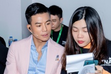 Hiếu Nguyễn: "Dẫn chương trình thực tế áp lực hơn đóng phim rất nhiều"