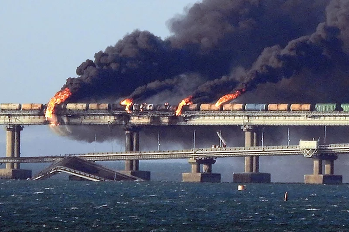 Mỹ hoài nghi về chiến thuật của Ukraine khi tập kích bán đảo Crimea? - 1 Mỹ hoài nghi về chiến thuật của Ukraine khi tập kích bán đảo Crimea? - 1