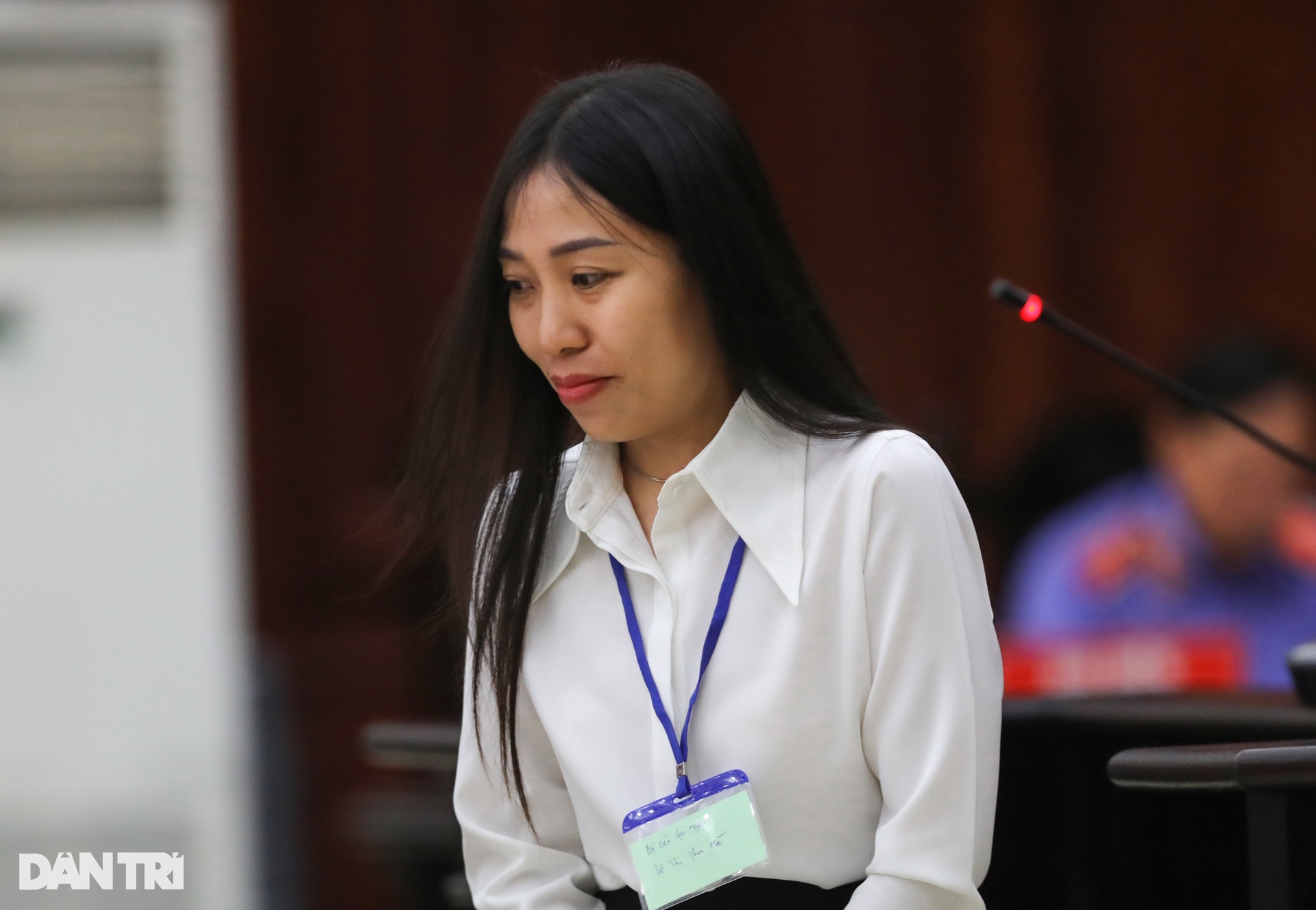 Bà Nguyễn Phương Hằng xuất hiện tại tòa sau 6 tháng lĩnh án tù - 8 Bà Nguyễn Phương Hằng xuất hiện tại tòa sau 6 tháng lĩnh án tù - 8