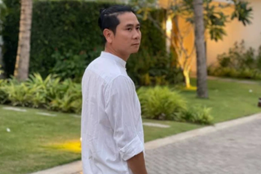 Hồ Hoài Anh đã nghỉ việc ở Học viện Âm nhạc Quốc gia Việt Nam