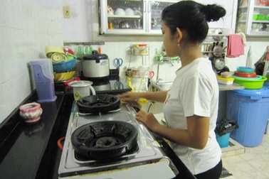 Giúp việc - nghề tay trái hấp dẫn của sinh viên