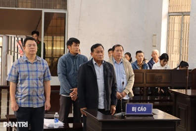 Cựu bí thư, chủ tịch thị trấn lĩnh 10 năm tù vì tội lạm quyền