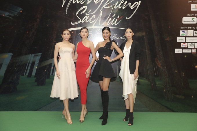  Fashion show Hương rừng sắc núi điểm nhấn của Hoa khôi Du lịch 2020 - Ảnh 9.