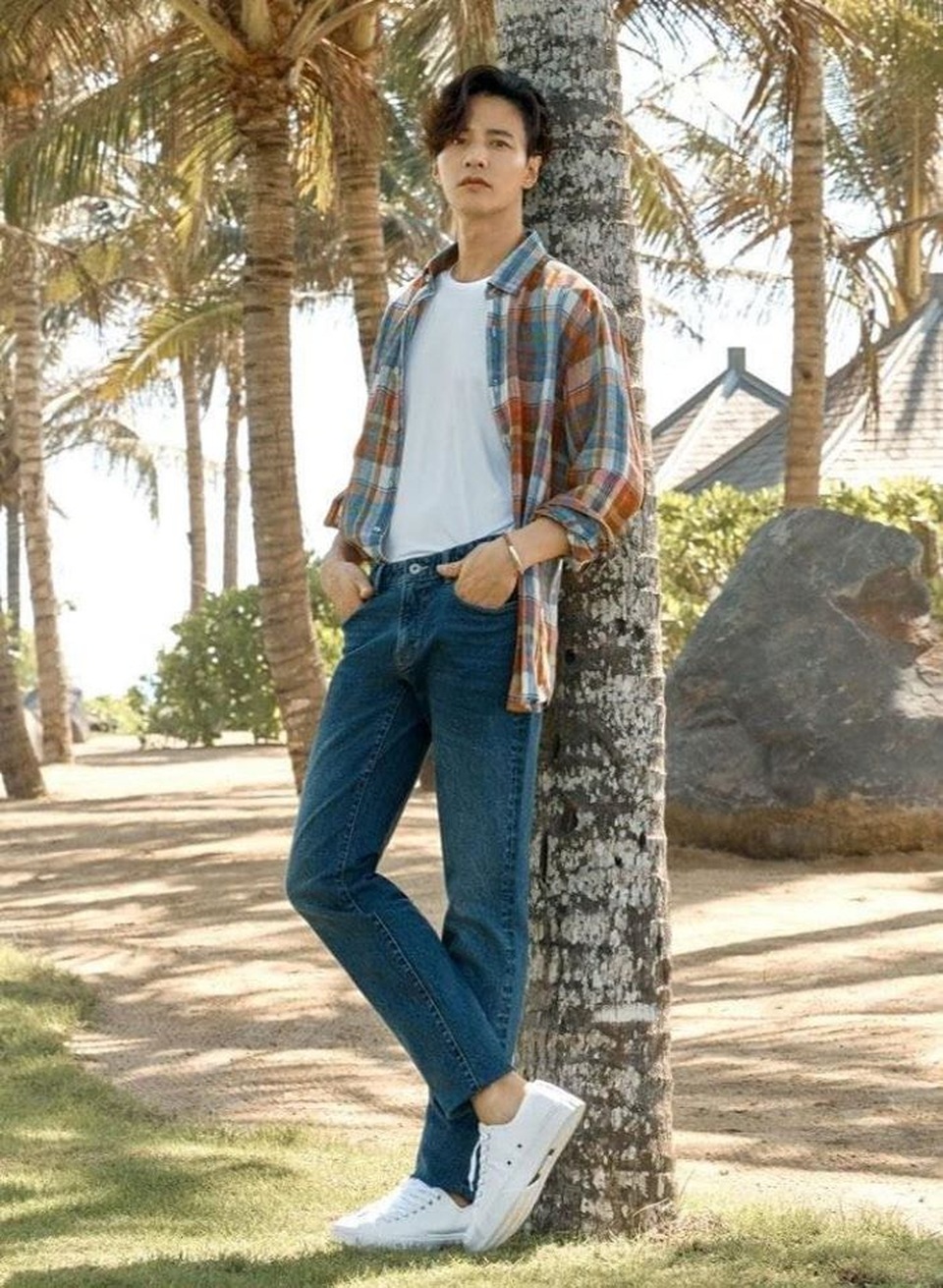 Mê mẩn trước vẻ ngoài “trẻ mãi không già” của “ông chú” Won Bin - 14 Mê mẩn trước vẻ ngoài “trẻ mãi không già” của “ông chú” Won Bin - 14
