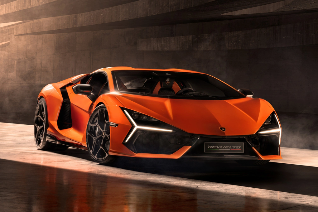 Revuelto LB744 đưa Lamborghini vào thế giới siêu xe trên 1.000 mã lực - 1 Revuelto LB744 đưa Lamborghini vào thế giới siêu xe trên 1.000 mã lực - 1