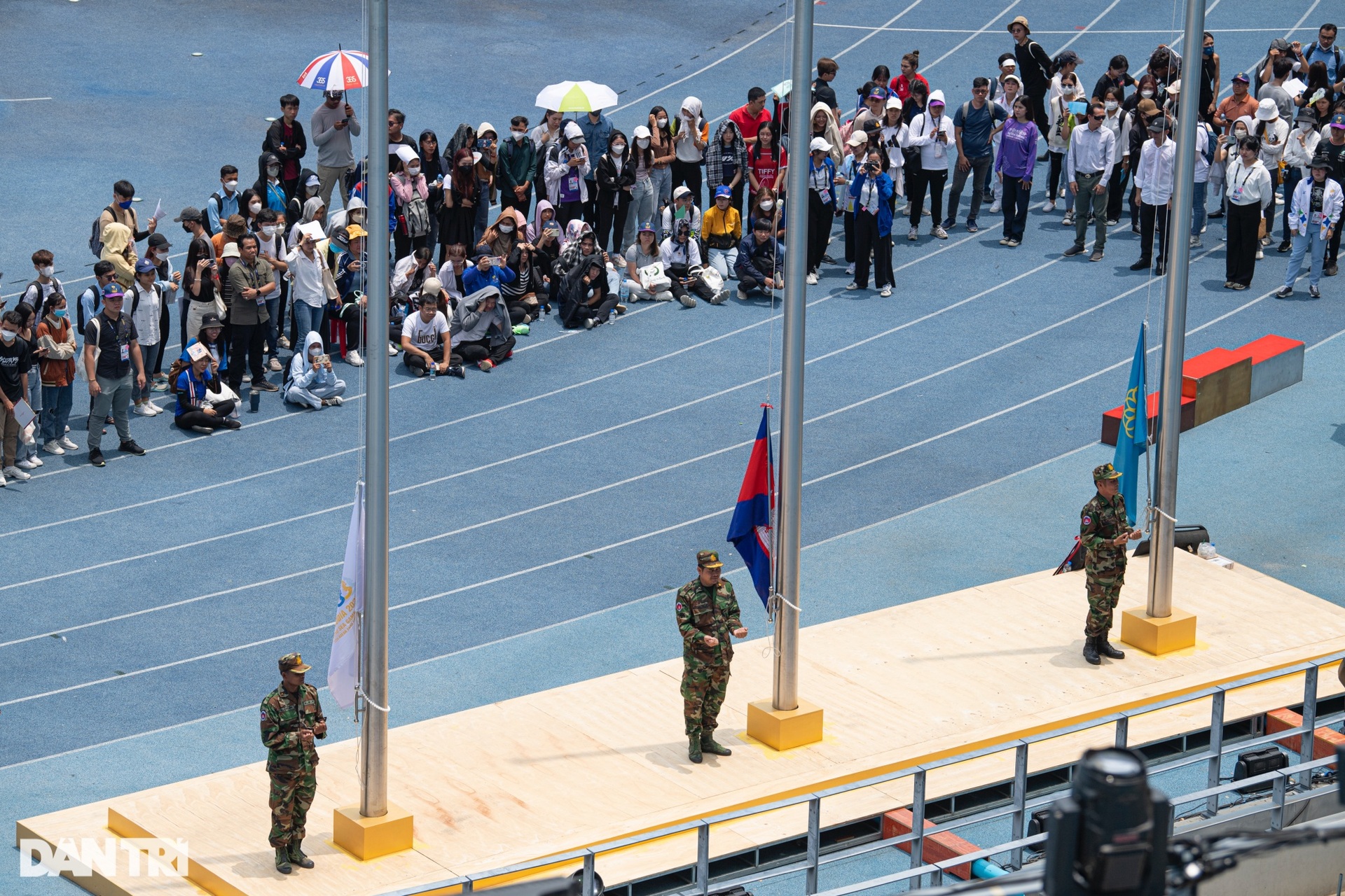 Cận cảnh thuyền buồm 160 triệu USD của Campuchia trước khai mạc SEA Games - 8 Cận cảnh thuyền buồm 160 triệu USD của Campuchia trước khai mạc SEA Games - 8