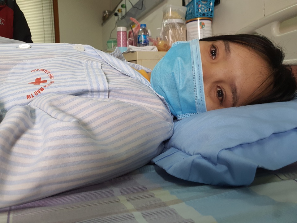 Nữ sinh 17 tuổi nghẹn ngào cầu xin cho em thêm một lần được sống! - 2 Nữ sinh 17 tuổi nghẹn ngào cầu xin cho em thêm một lần được sống! - 2