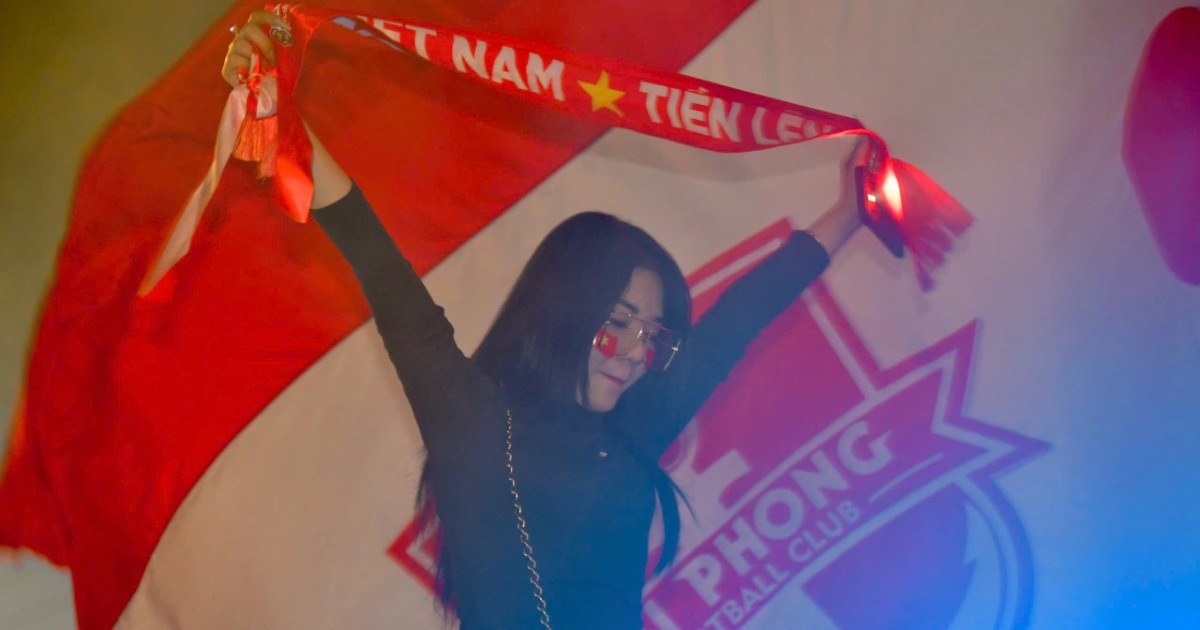 Gallery - Không khí lễ hội ở Việt Trì khi tuyển Việt Nam thắng Thái Lan | Báo Dân trí