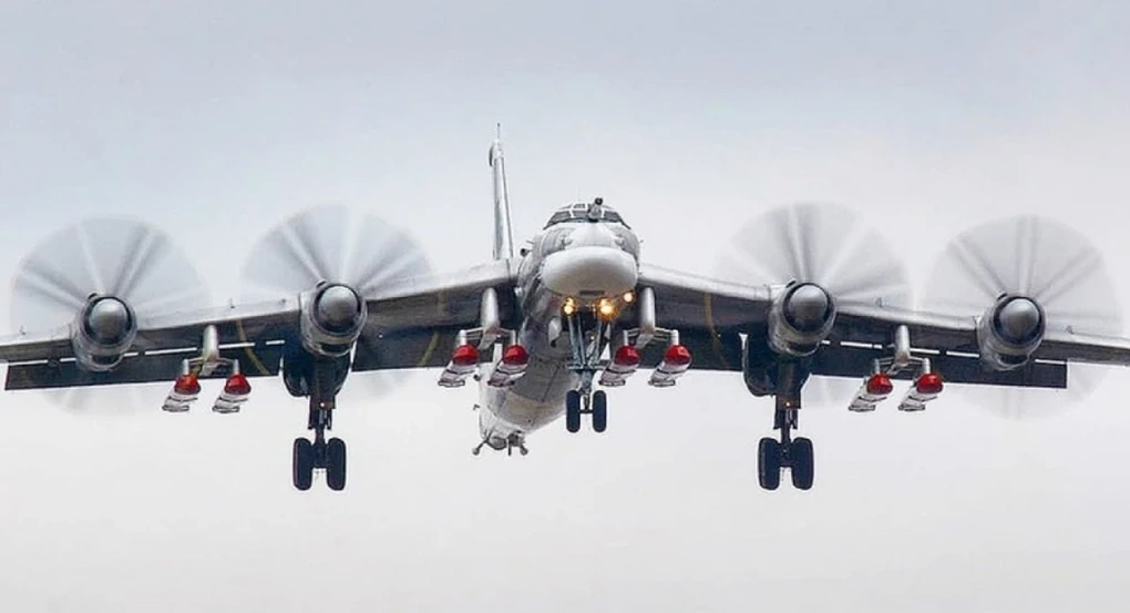 Ukraine thu được lượng lớn dữ liệu tuyệt mật về máy bay ném bom Nga? - 1 Ukraine thu được lượng lớn dữ liệu tuyệt mật về máy bay ném bom Nga? - 1