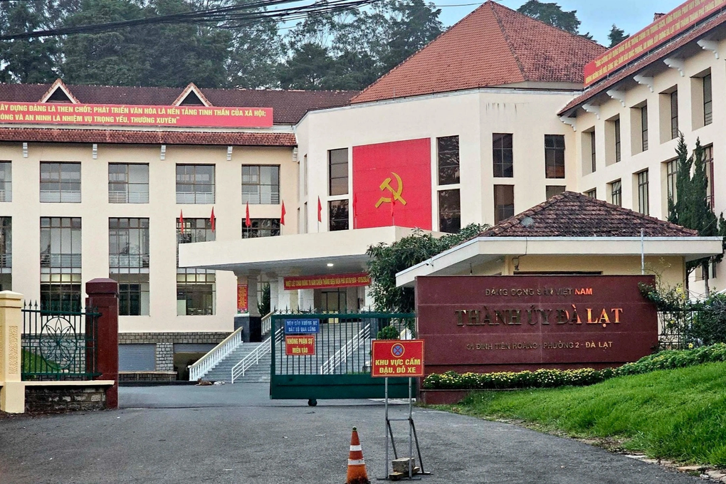 Bí thư Đà Lạt vắng mặt, phân công nhân sự tạm thời điều hành - 1 Bí thư Đà Lạt vắng mặt, phân công nhân sự tạm thời điều hành - 1