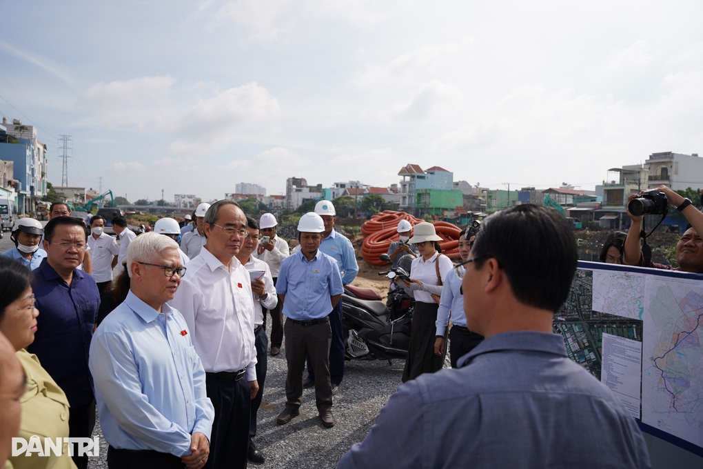 Đoàn ĐBQH TPHCM ưu tiên giám sát dự án hạ tầng sau sáp nhập - 1 Đoàn ĐBQH TPHCM ưu tiên giám sát dự án hạ tầng sau sáp nhập - 1