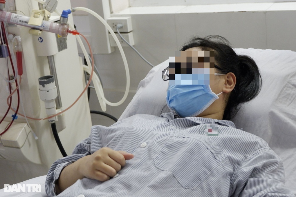 Hà Nội: Cô gái nghiện việc bị suy thận, hối hận vì bỏ qua khám sức khỏe - 1