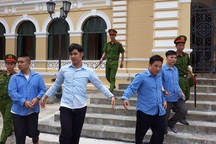 Trang bị súng, nhóm đối tượng dùng xe tải đi cướp tài sản trị giá hàng tỷ đồng