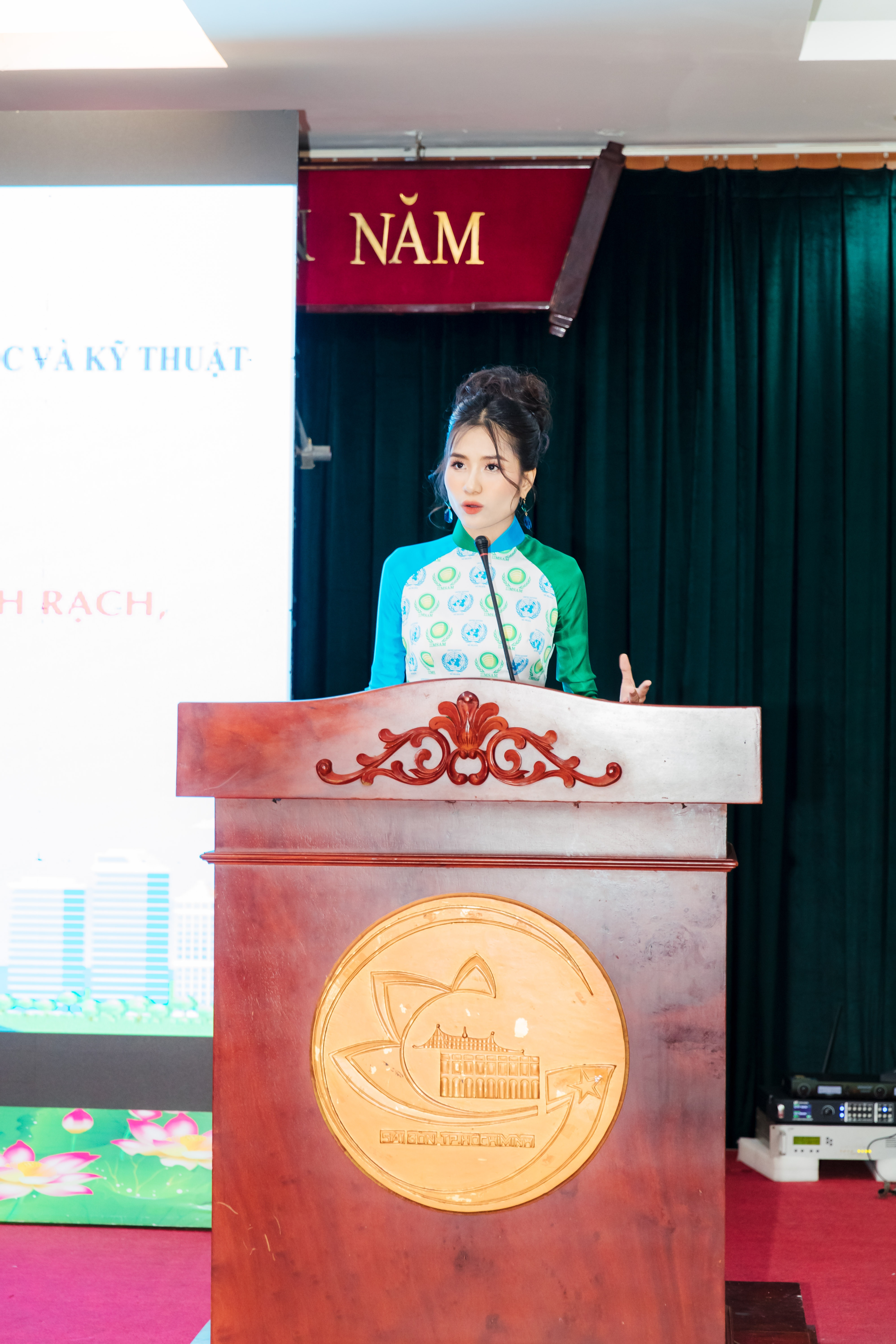 Hoa hậu Thanh Hà đề xuất phương pháp kêu gọi gen Z bảo vệ môi trường - 1