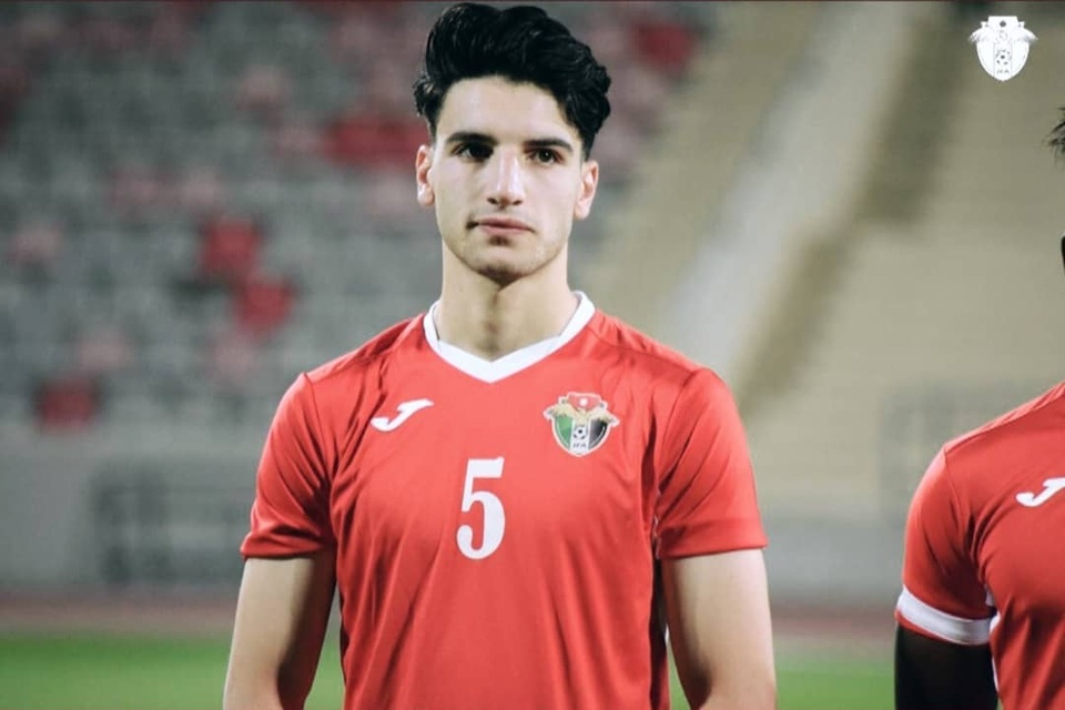 Cầu thủ U23 Jordan được dân mạng chú ý vì gương mặt điển trai - 2 Cầu thủ U23 Jordan được dân mạng chú ý vì gương mặt điển trai - 2
