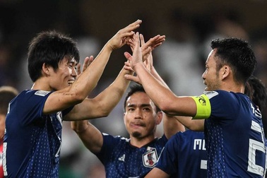 Nhật Bản và Qatar vào chung kết Asian Cup 2019: Đường dài mới biết ngựa hay!